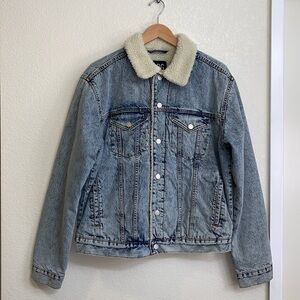 Urban Outfitters BDG Sherpa Denim Jacket Sz Medium